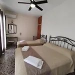 Paradise Garden Paros פיסו ליבאדי