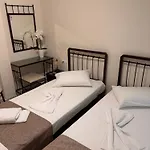 Paradise Garden Paros פיסו ליבאדי