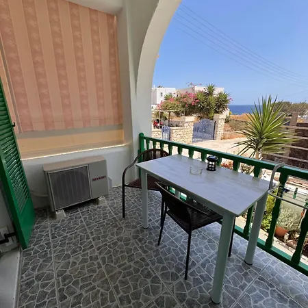 Paradise Garden Paros * פיסו ליבאדי