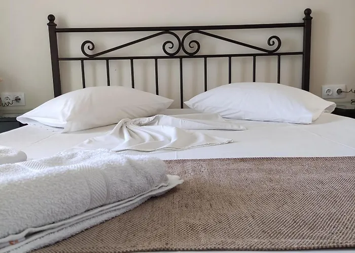 Paradise Garden Paros * פיסו ליבאדי